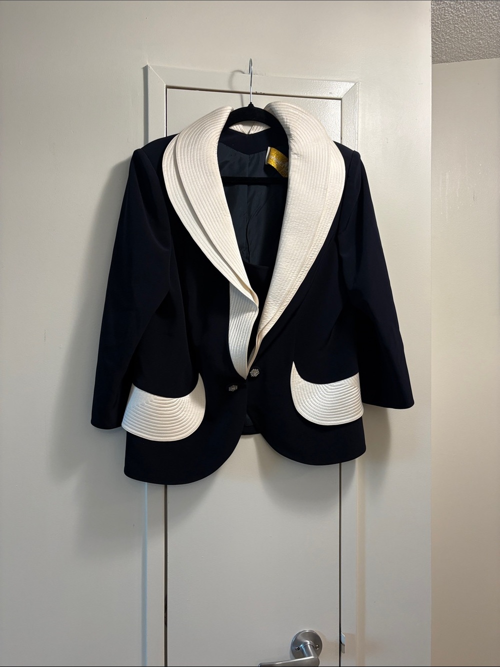 Alan Cherry Women's  Blazer with White Contrast Shawl Collar